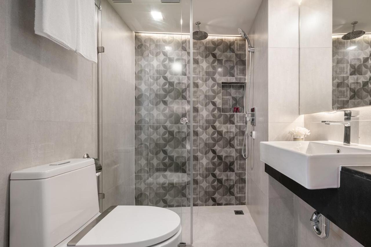 Aspira Gems Center Silom Hotel Banguecoque Quarto foto
